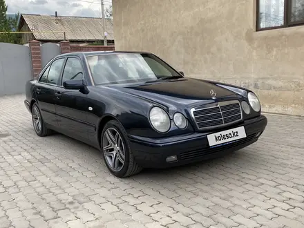 Mercedes-Benz E 280 1998 года за 4 700 000 тг. в Алматы – фото 2