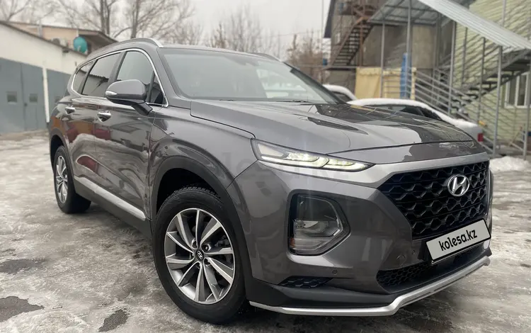 Hyundai Santa Fe 2020 года за 13 800 000 тг. в Алматы