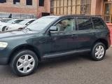 Volkswagen Touareg 2003 годаfor4 500 000 тг. в Астана – фото 3