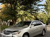 Toyota Camry 2002 года за 4 900 000 тг. в Туркестан – фото 2