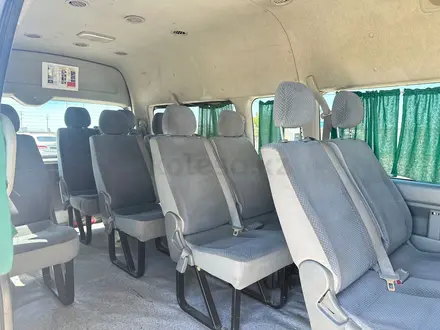 Toyota Hiace 2008 года за 7 500 000 тг. в Атырау – фото 10