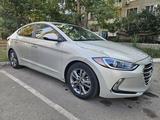 Hyundai Elantra 2018 года за 4 750 000 тг. в Уральск – фото 3