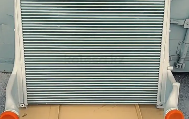 Радиатор наддува интеркуллер на Мерседес Актрос МР2 МР3 МР4 МР5 за 200 000 тг. в Алматы