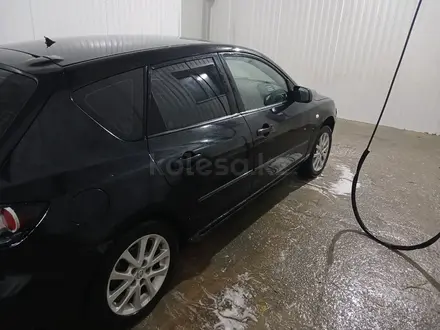 Mazda 3 2006 года за 2 900 000 тг. в Атырау – фото 2