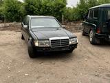 Mercedes-Benz E 230 1992 годаүшін1 300 000 тг. в Алматы