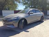 Hyundai Elantra 2021 года за 8 400 000 тг. в Атырау