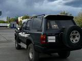 Toyota Hilux Surf 1991 годаүшін2 100 000 тг. в Семей – фото 5