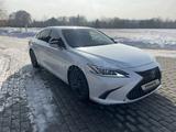 Lexus ES 250 2018 года за 25 000 000 тг. в Алматы – фото 3