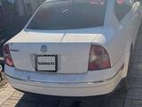 Volkswagen Passat 2002 года за 1 500 000 тг. в Павлодар – фото 2