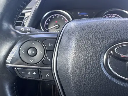 Toyota Camry 2020 года за 12 250 000 тг. в Караганда – фото 19