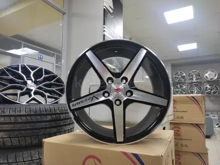 R 15 5X114 3 VOSSEN за 180 000 тг. в Астана