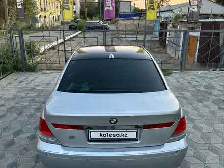 BMW 735 2001 года за 5 000 000 тг. в Атырау – фото 23