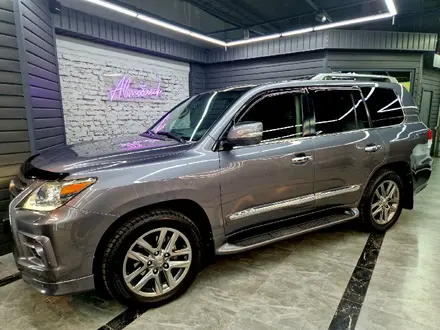 Lexus LX 570 2013 года за 29 000 000 тг. в Алматы