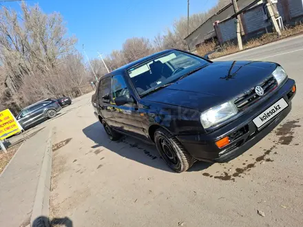 Volkswagen Vento 1994 года за 1 550 000 тг. в Есик – фото 3