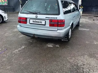 Volkswagen Passat, 1996