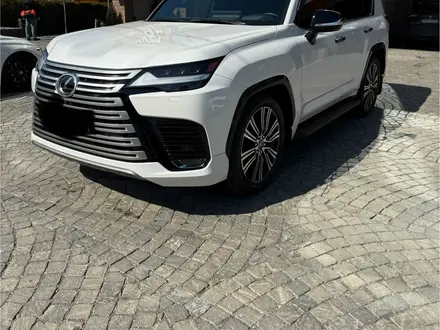 Lexus LX 600 2025 года за 85 000 000 тг. в Алматы