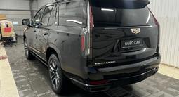 Cadillac Escalade 2022 года за 55 000 000 тг. в Алматы – фото 4