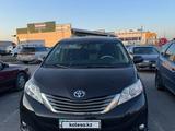 Toyota Sienna 2014 года за 14 800 000 тг. в Алматы