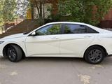 Hyundai Elantra 2023 годаүшін8 400 000 тг. в Астана – фото 2