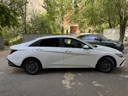 Hyundai Elantra 2023 года за 8 400 000 тг. в Астана – фото 4