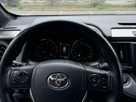 Toyota RAV4 2019 года за 13 900 000 тг. в Актобе – фото 8