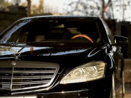 Mercedes-Benz S 500 2010 года за 10 290 000 тг. в Алматы