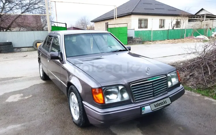 Mercedes-Benz E 280 1993 годаүшін2 400 000 тг. в Алматы