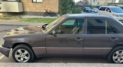 Mercedes-Benz E 220 1993 года за 950 000 тг. в Шымкент – фото 3