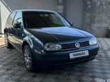 Volkswagen Golf 2000 года за 2 500 000 тг. в Алматы