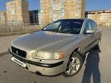 Volvo S60 2003 года за 2 600 000 тг. в Астана