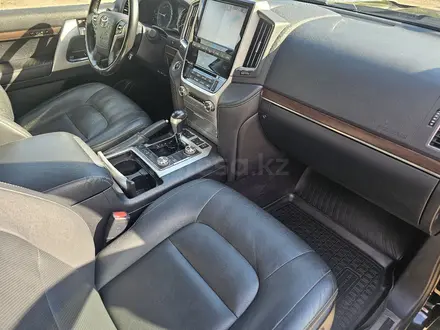 Toyota Land Cruiser 2020 года за 38 900 000 тг. в Уральск – фото 24