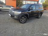 Toyota Land Cruiser 2020 года за 38 900 000 тг. в Уральск