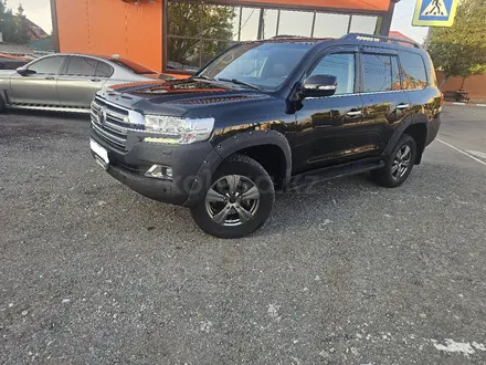 Toyota Land Cruiser 2020 года за 38 900 000 тг. в Уральск
