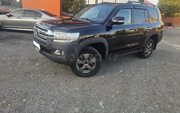 Toyota Land Cruiser 2020 года за 38 900 000 тг. в Уральск