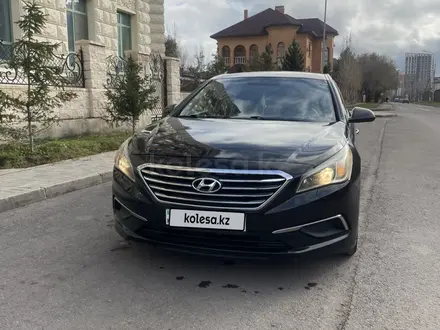 Hyundai Sonata 2015 года за 7 100 000 тг. в Астана – фото 2