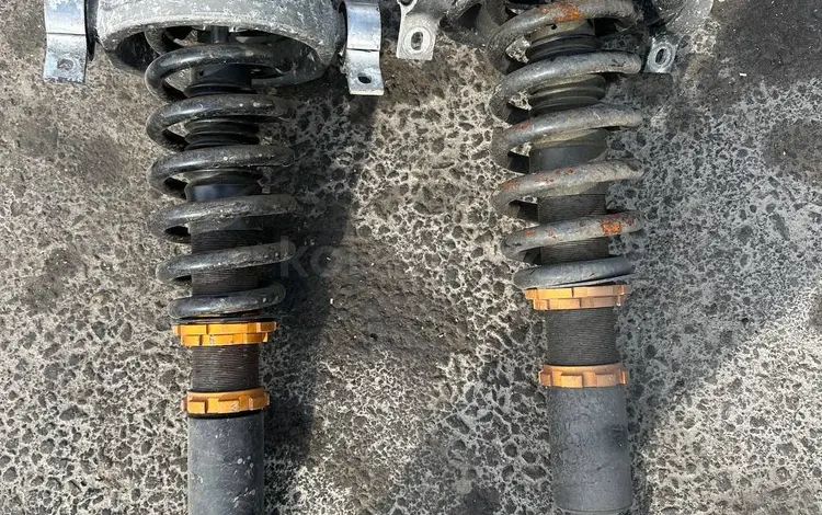 Передние амортизаторы стойки Porsche Cayenne 955 Япония привоз за 4 440 тг. в Алматы