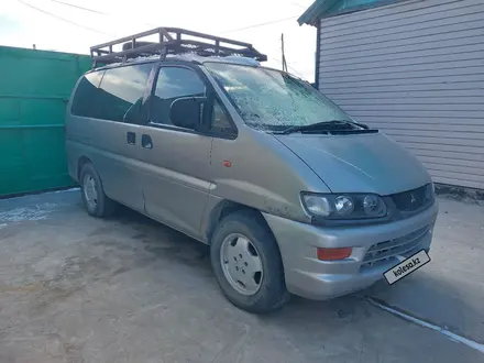 Mitsubishi Space Gear 1999 года за 1 900 000 тг. в Семей