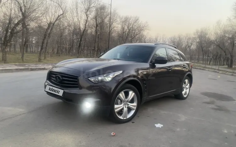 Infiniti FX50 2010 года за 12 000 000 тг. в Алматы