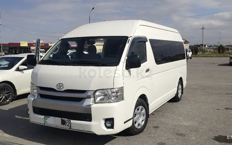 Toyota Hiace 2014 года за 15 000 000 тг. в Алматы