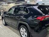 Toyota RAV4 2020 года за 13 500 000 тг. в Астана – фото 4