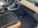 Toyota RAV4 2022 года за 19 000 000 тг. в Уральск – фото 3