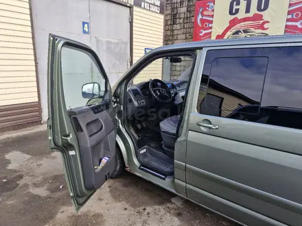 Volkswagen Multivan 2003 года за 7 500 000 тг. в Павлодар – фото 8