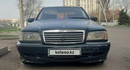 Mercedes-Benz C 240 1998 года за 2 000 000 тг. в Алматы – фото 2