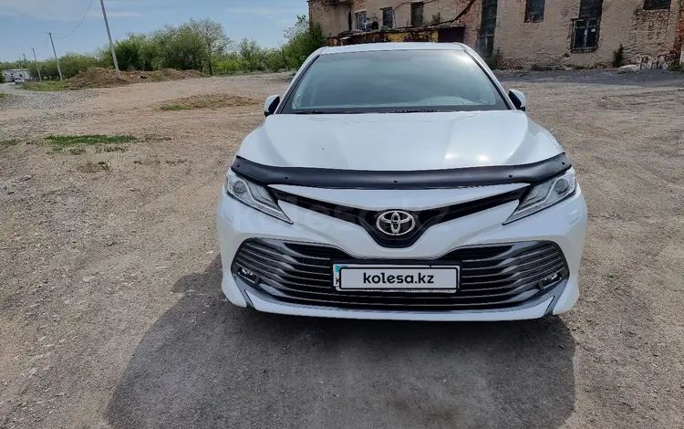 Toyota Camry 2019 годаүшін15 800 000 тг. в Караганда
