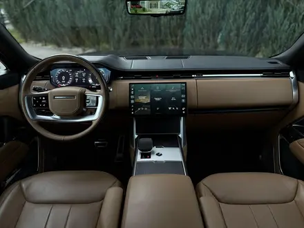 Land Rover Range Rover 2024 года за 100 000 000 тг. в Алматы – фото 12