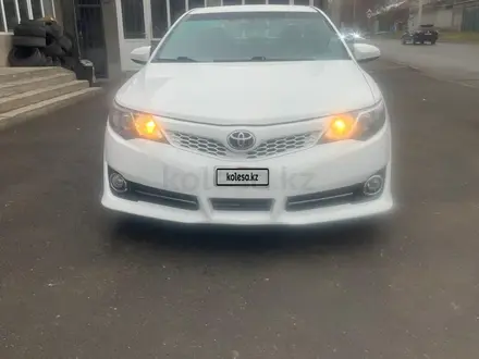 Toyota Camry 2014 года за 6 100 000 тг. в Шымкент