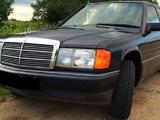 Стекло фары фонари Mercedes — BENZ 190 за 4 000 тг. в Актобе