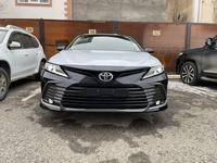 Toyota Camry 2023 года за 15 600 000 тг. в Атырау