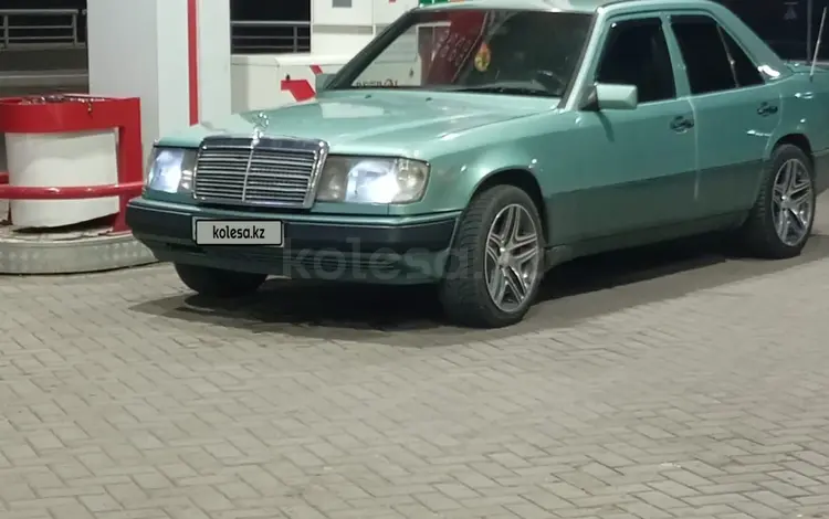 Mercedes-Benz E 300 1992 годаүшін2 000 000 тг. в Караганда