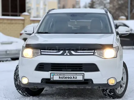 Mitsubishi Outlander 2013 года за 7 400 000 тг. в Петропавловск – фото 10